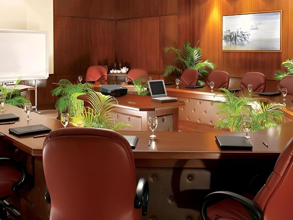 Hotel Ruposhi Bangla داكا المظهر الخارجي الصورة